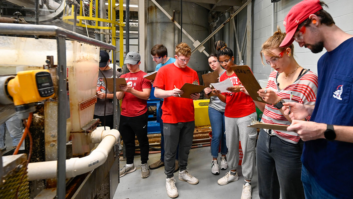 Students in Paper Mill - Forest Biomaterials NC&#160;State University
