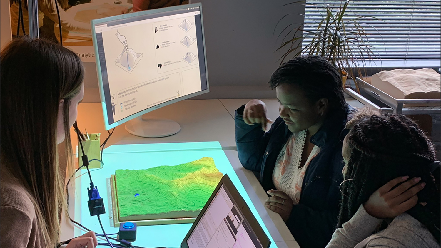 students practice geospatial tasks using Tangible Landscape