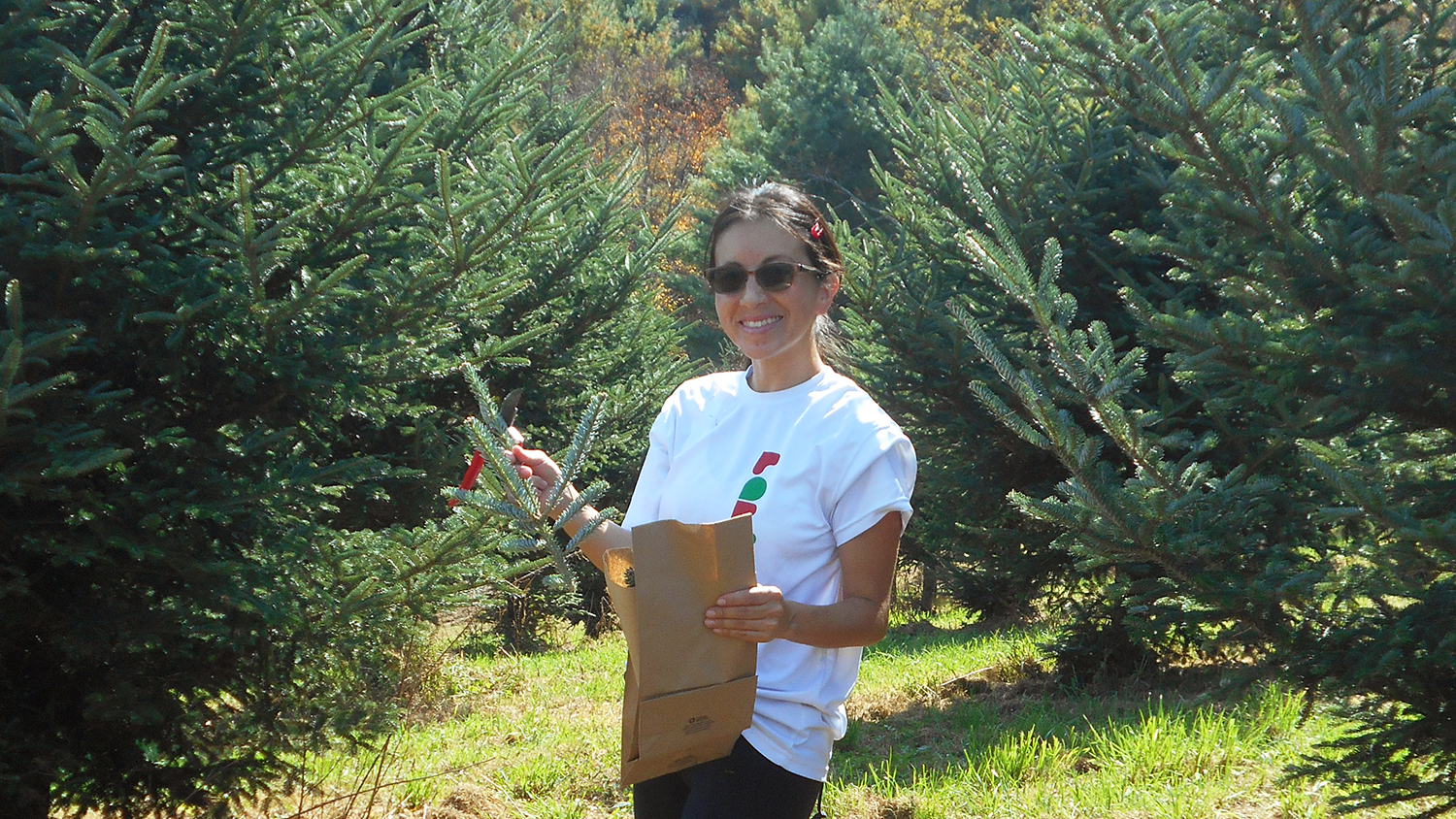 Lilian Matallana collecting samples