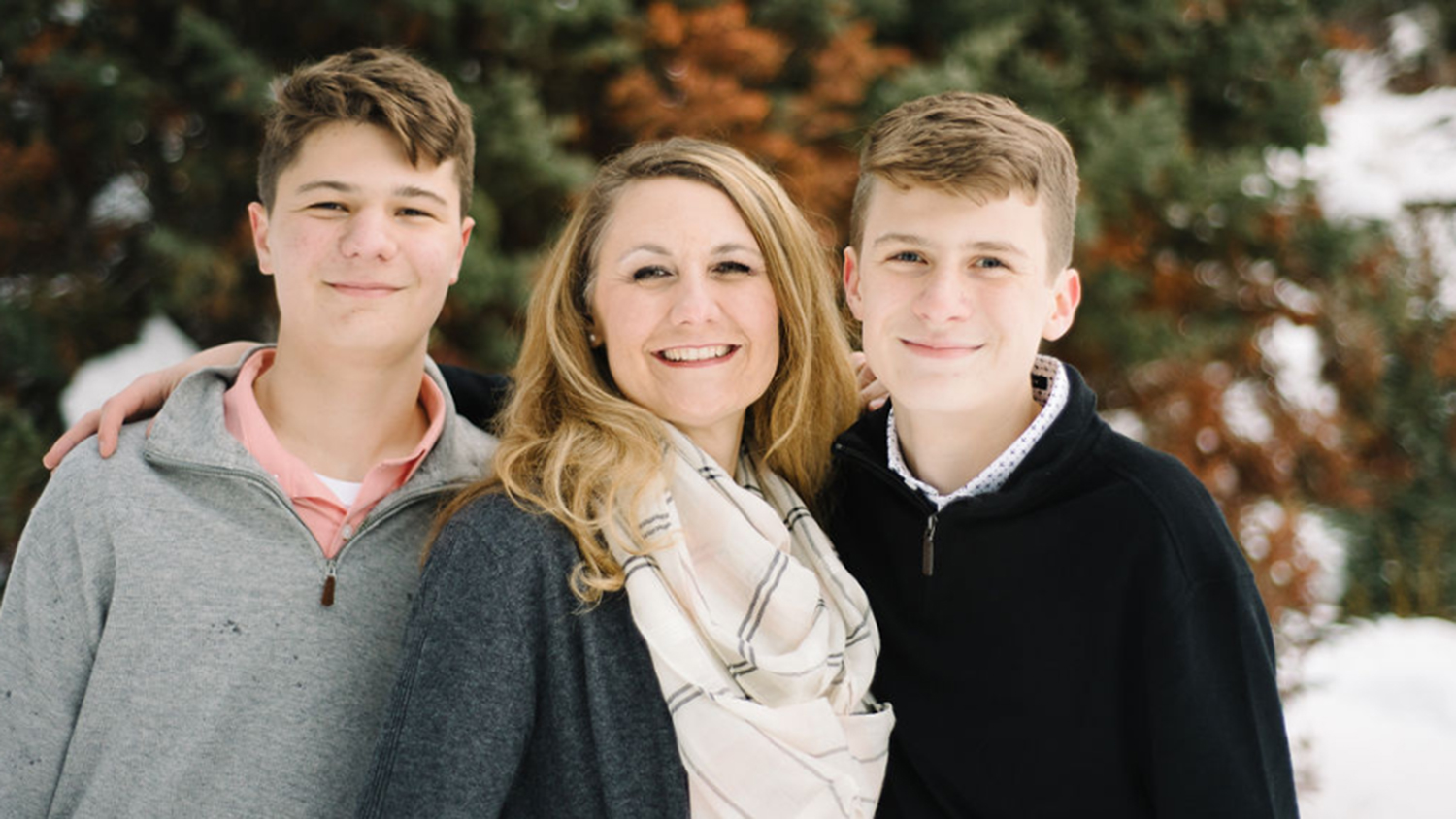 Elizabeth poses with her two sons