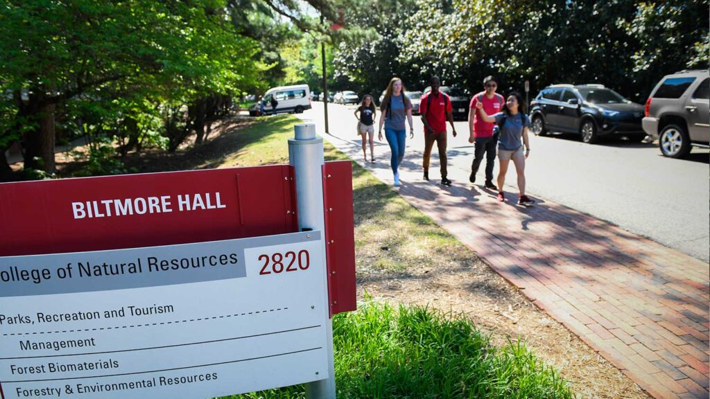 Students Walking near Biltmore Hall - College of Natural Resources at NC State University